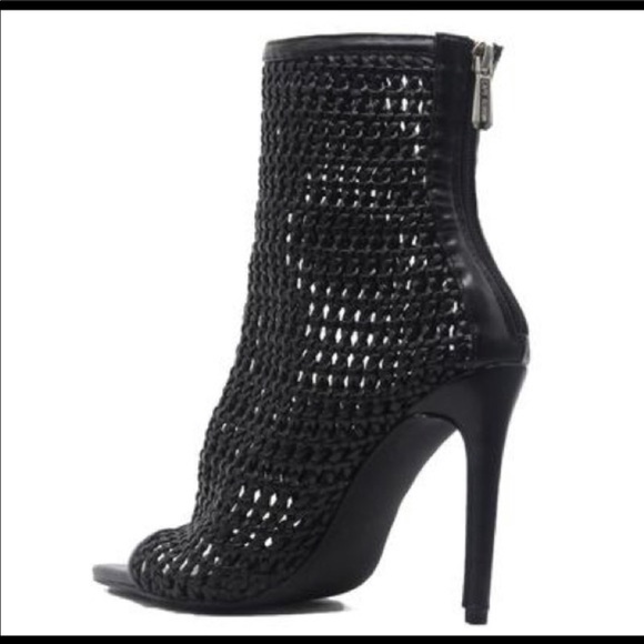 Cape Robbin Shoes - Black Booties